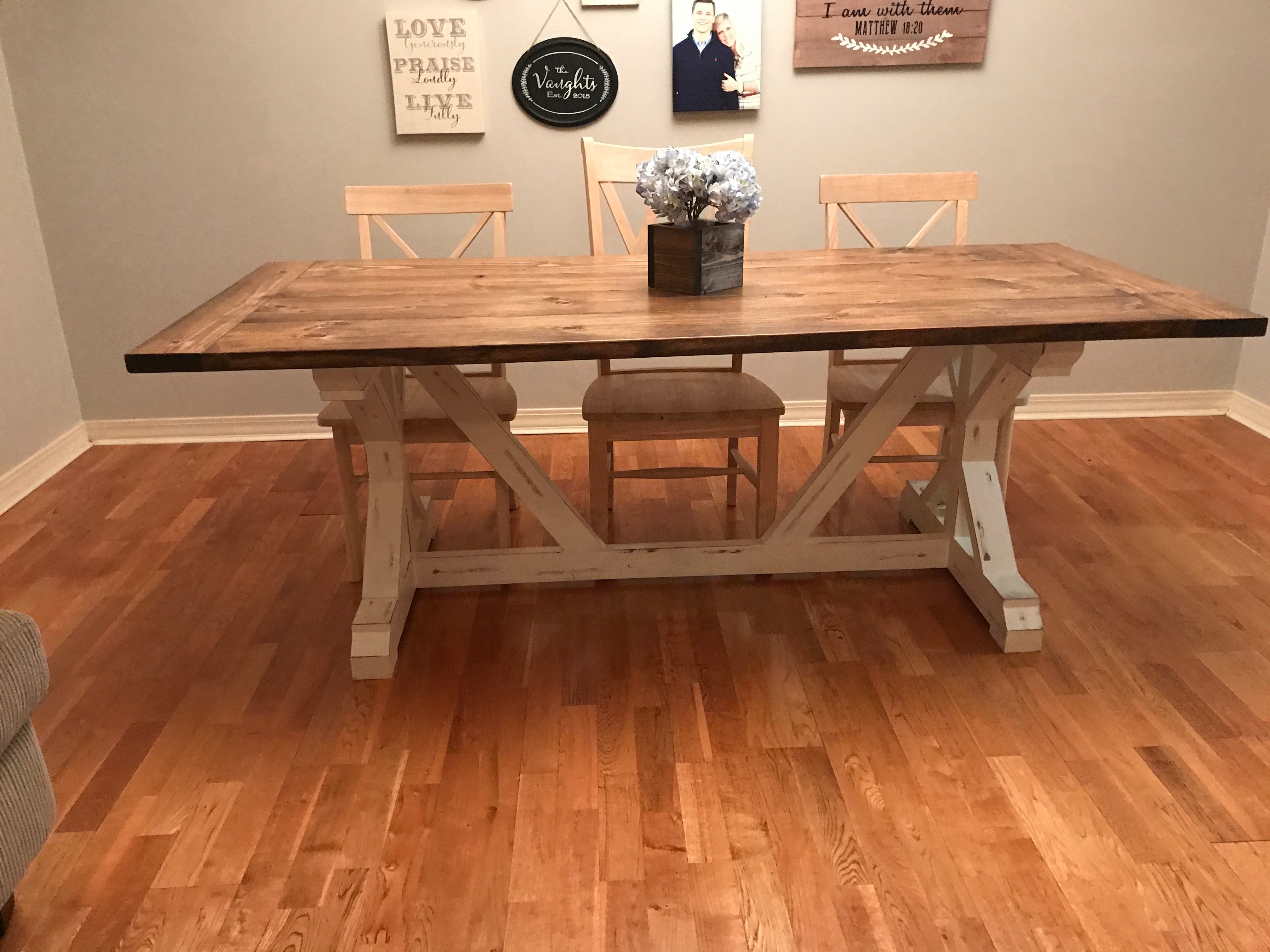 The Brooklynn Farm Table