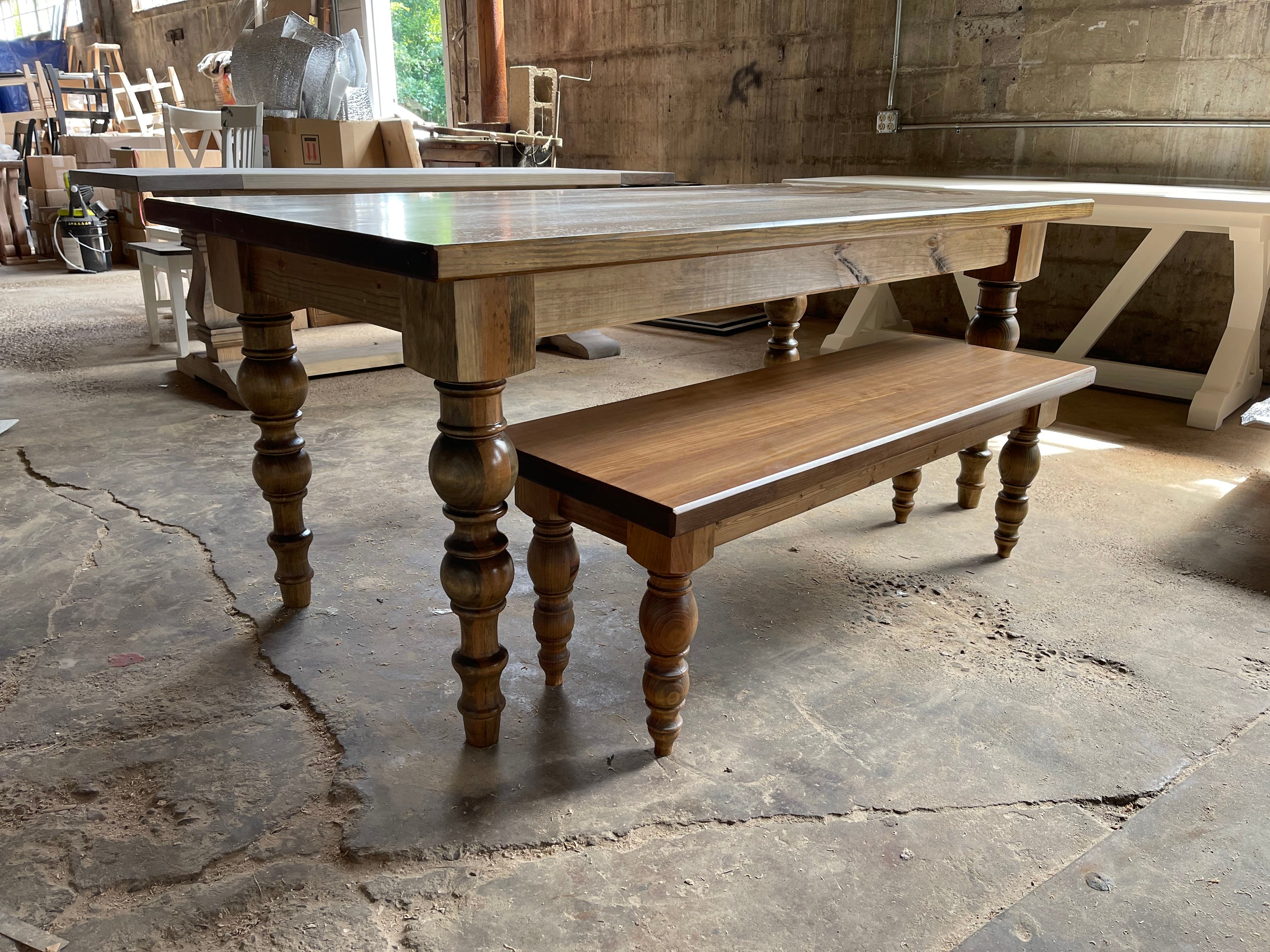 The Carolina Farm Table