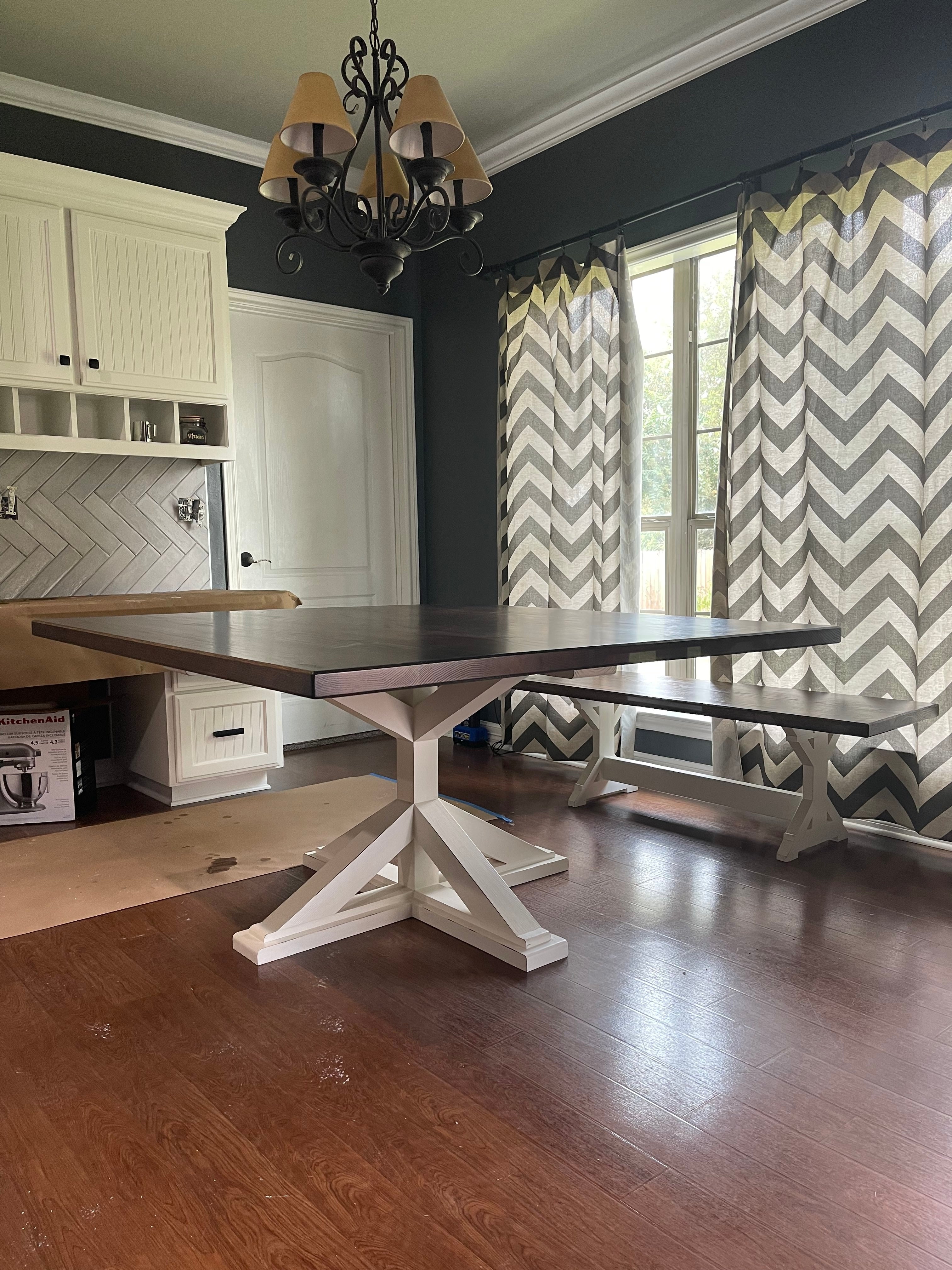 The Square Lauren Table